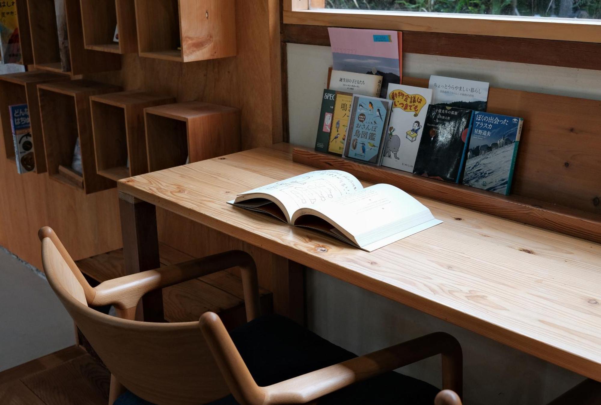 猫と図書館のある宿 草地家 Kusachike Minamiawaji Экстерьер фото