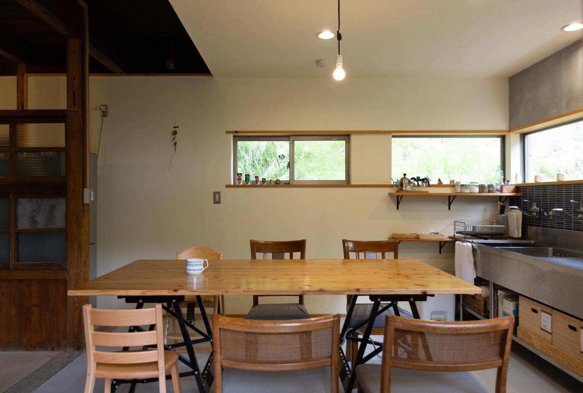 猫と図書館のある宿 草地家 Kusachike Minamiawaji Экстерьер фото